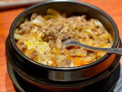 牛肉石锅饭-山之屋炭火烧肉·生啤畅饮(大朗万科中央公园店)