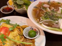 -大头虾越式风味餐厅(光明广场店)