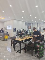 -藤野造型烫染·漂发