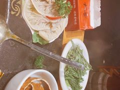 -一斗火锅·招财羊毛肚(泰吉滨江店)