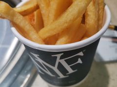 -纽约薯条(世豪广场店)