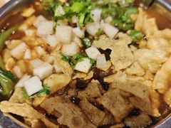-柳州肥姨妈大骨螺蛳粉(万达中心店)