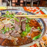 光谷算很久的粉店了