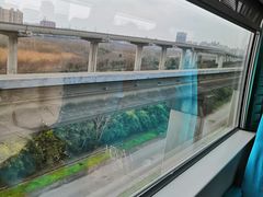 -龙阳路磁悬浮列车总站-停车场