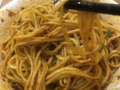 素椒杂酱面-明红蹄花(糍粑店街店)
