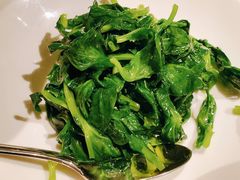 五粮液炒豆苗-北京四季酒店·采逸轩