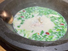 -咕嘟草帽鱼·牛奶一样的鲜鱼汤(天鹅湖万达广场店)