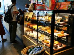 面包甜点陈列柜-星巴克(北京望京店)