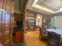 -梦都海鲜酒家(万达广场江桥店)