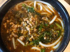 大酥牛肉米线-泓0871臻选云南菜·味庄