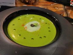 西葫芦瓜汤配扇贝刺身及黑鱼子酱-AZUL by FUEL蓝色·法式酒馆(琶醍店)