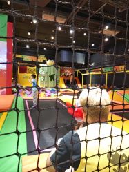 -蹦蹦跳跳(新奥购物中心店)