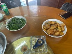 -芦茨金富饭庄·25年老字号·专做稻草鸡