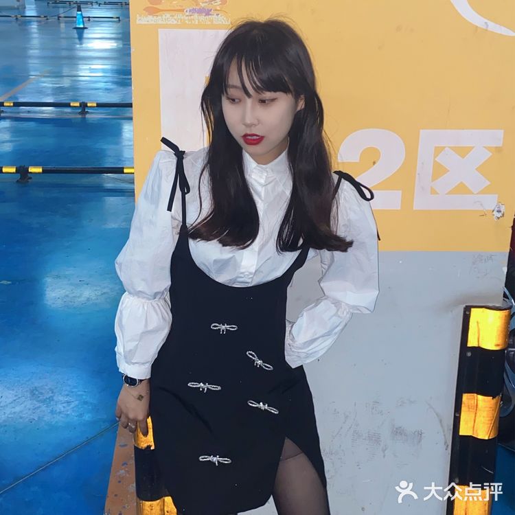 秋季搭配什么卷发👩‍🦱更温柔