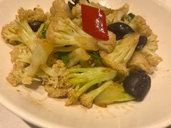 -江城小馆陕南妈妈菜·全球旅行餐厅(钟楼店)