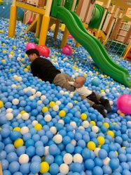 -莫莉幻想儿童乐园(武汉经开永旺店)