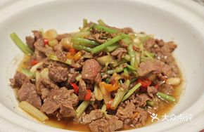Tea Oil Stir-fried Guanling Yellow Beef