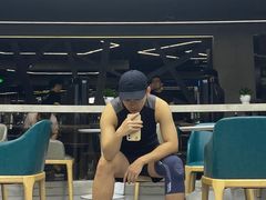-懒人Club健身(卓越时代广场店)