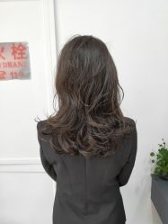 -小桑树染烫改变专门店