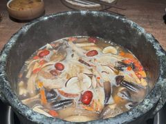 -蘑界·野生菌火锅(深业上城店)