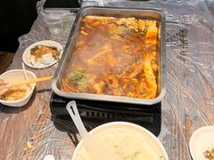 -老街烧烤大排档·地道湖北菜·龙虾馆(汉口火车站店)