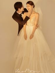 -拾年·定制婚纱摄影