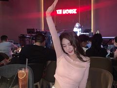 -TZ House音乐现场(来福士中心店)