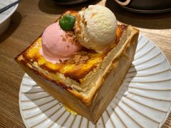 -蜜桃餐厅·伴山(湖滨商业街店)