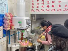 -曹宝林砂锅麻辣烫(星光路店)