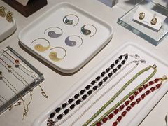 -LADY FAFA(巨鹿路陕西南路路口店)