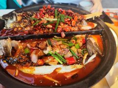 -鸣记脆皮烤鱼·海鲜烤鱼(三八广场店)