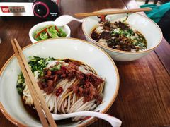 麻辣牛肉粉-刘聋子粉馆(张家界总店)