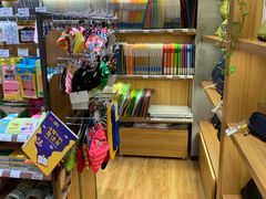 -百新书局(尚悦湾店)