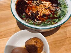 -兰河巷牛肉面(曲江店)