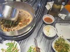 -老船舫·现做活鲜鱼馆(东郊记忆店)