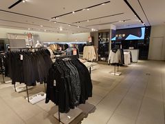 -ZARA(世贸天阶店)