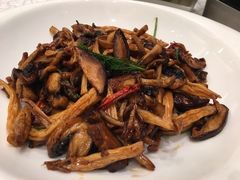 -亢龙太子酒轩(东湖店)