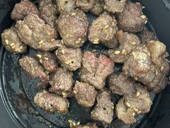 -许哥东北烧烤·铁丳烤串·宫后夹肉(繁花中心店)