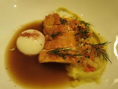 香烤土鸡配温泉蛋和鸡汤-Jean Georges