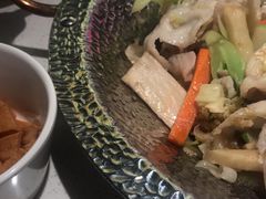 -小鱼小牛·鱼牛干锅·脆鱼火锅(世欧广场店)