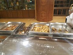 -汇泉王朝大饭店