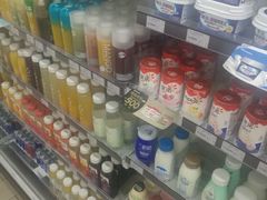 -全家便利店(莲花池东路店)