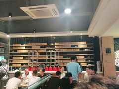 大堂-木屋烧烤(万德庄店)