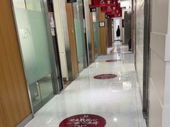 -雅悦齿科(顾村公园店)