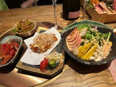 -肉魁屋·烧肉·烧鸟·酒场(高新店)
