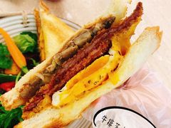 -玲婧胡同·生日蛋糕·餐厅(嘉里城店)