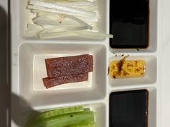 -皇城根·鲁菜济南菜·吊炉烤鸭·炒鸡鱼头(济南旗舰店)