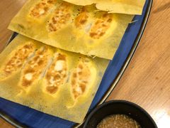 大虾锅贴-海派美食·家宴海鲜青岛菜·石锅鲽鱼头(东方城店)