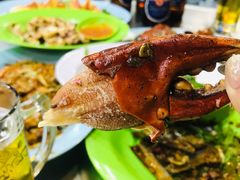 -明记烧鱼美味店