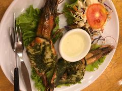 -J Daeng Seafood